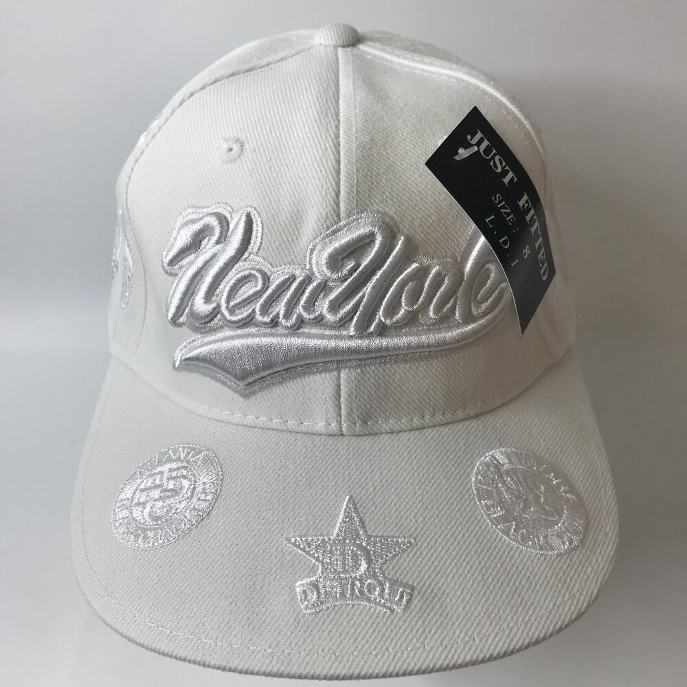 Mens Linear Design Imports "New York"  Fitted  Cap White Embroidered Size 8